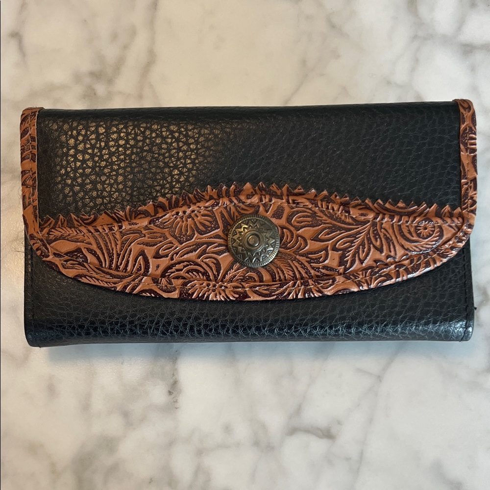 Elegant Black and Brown Tooled Leather Women's Wallet